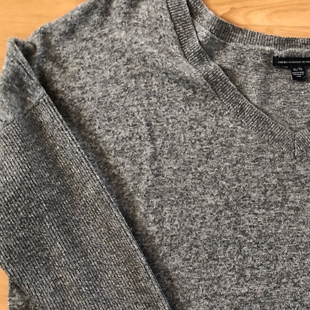Dark heather grey sweater XL